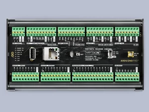 Arduino Portenta Machine Control - AKX00032