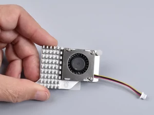 Raspberry Pi Active Cooler Pi 5 alaplapon