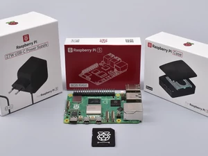 Raspberry Pi 5 Official KIT 8/32GB - Black