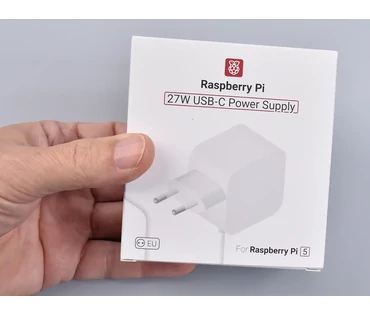 Raspberry Pi 27W USB-C PD tápegység, fehér Raspberry Pi 27W USB-C PD tápegység, fehér