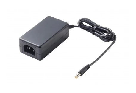 Asztali kivitelű hálózati adapterek Asztali kivitelű hálózati adapterek