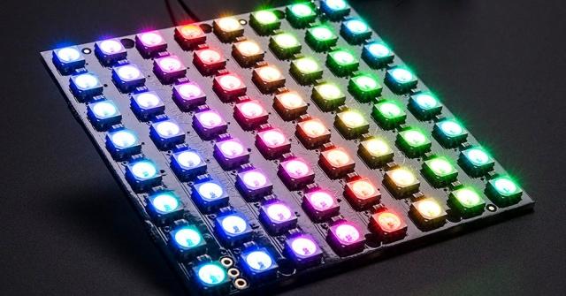 BBC micro:bit és Neopixel