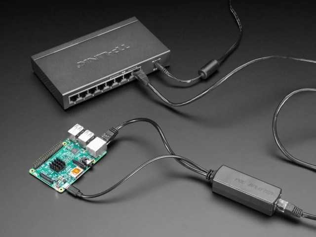 A3785 PoE Splitter Micro USB csatlakozóval 12W-5V 2.4A