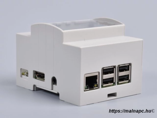 Ipari doboz DIN sínre Raspberry Pi 3 alaplappal szerelve