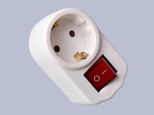 Kapcsolós aljzat NVK 1/WH