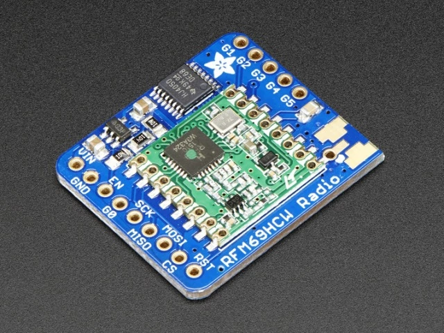A3070 RFM69HCW Transceiver Radio Breakout - 868 or 915 MHz