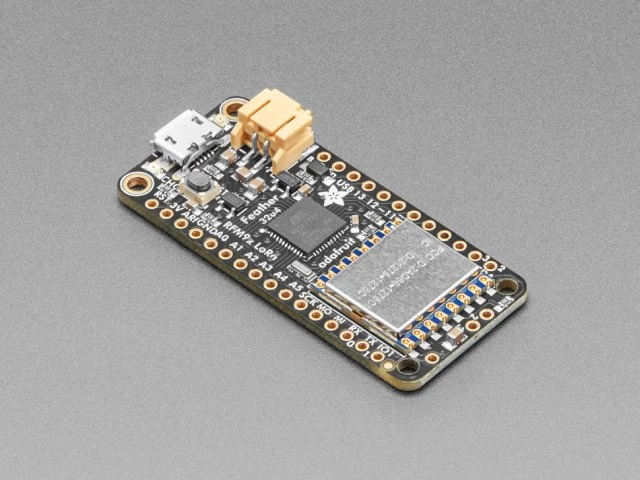 A3078 Adafruit Feather 32u4 RFM95 LoRa Radio - 868 or 915MHz