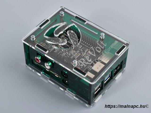 Revolt Pi 4 DAC+ box