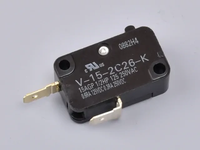 OMRON V-15-2C26-K mikrokapcsoló