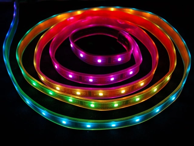 A306 Kültéri Digital RGB LED Szalag - weatherproof 32 LED 1m