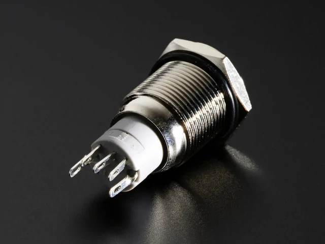 A482 Vandálbiztos kapcsoló zöld LED gyűrűvel, d=16mm