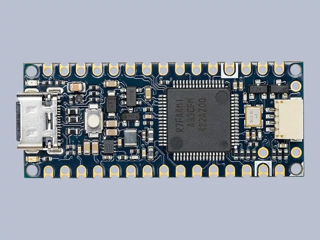 Arduino Nano R4 - ABX00142 panel