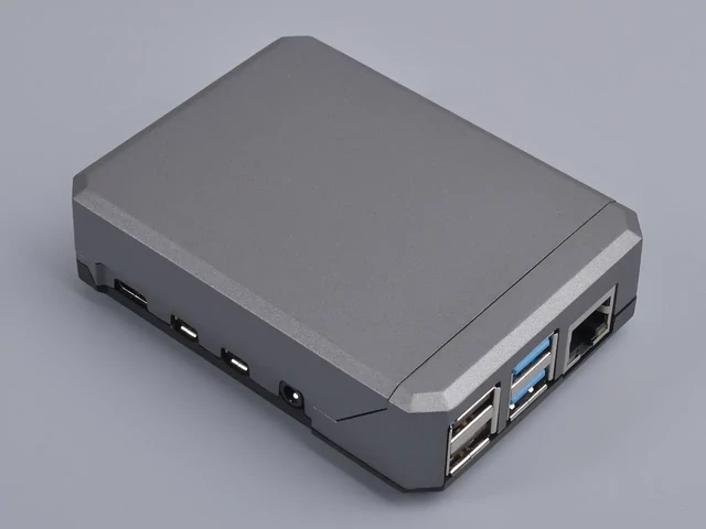 Argon NEO ház Raspberry Pi 4-el szerelve