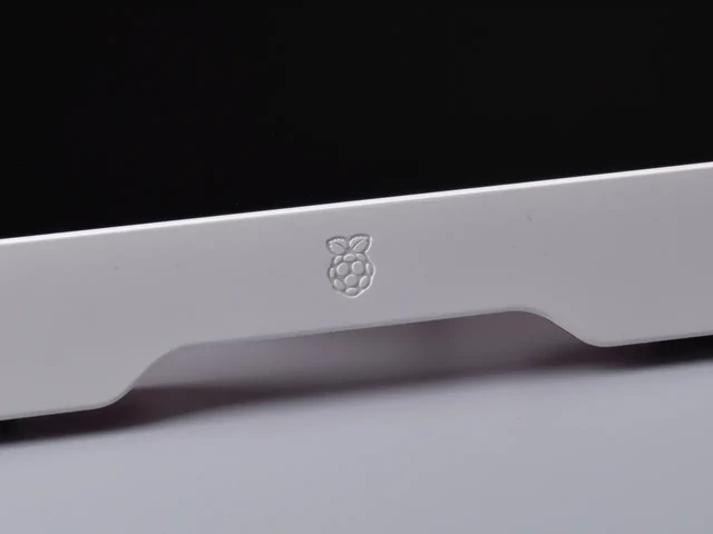 Raspberry Pi Monitor előlapi logó