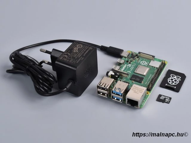 Raspberry Pi 4 Base KIT 2/32GB - csatlakoztatott tápegységgel