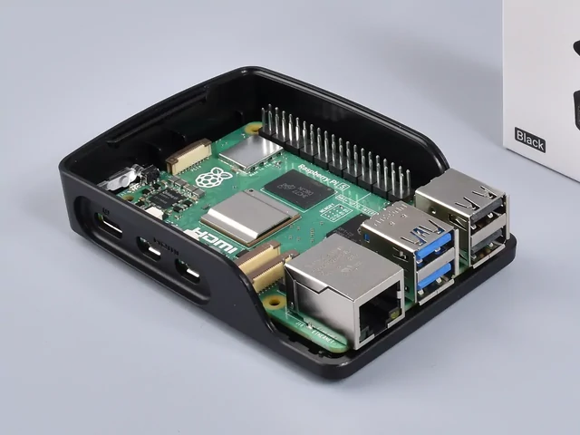 Raspberry Pi 5 case Black