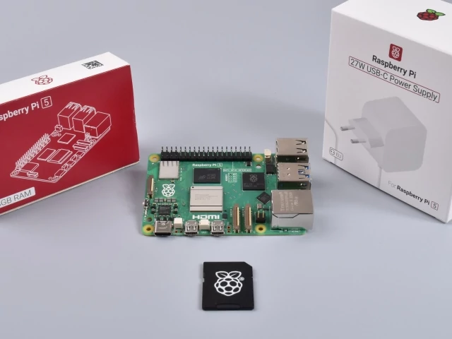 Raspberry Pi 5 Base KIT 4/32GB