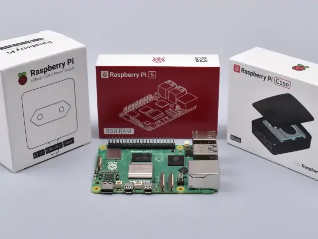 Raspberry Pi 5 Light KIT 2GB - Black
