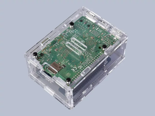 Revolt Ninja box for Pi 5 and HAT - 35mm Side