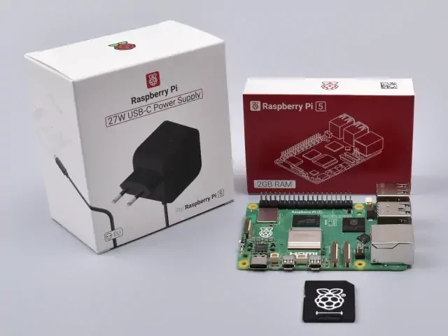 Raspberry Pi 5 Base KIT 2/32GB