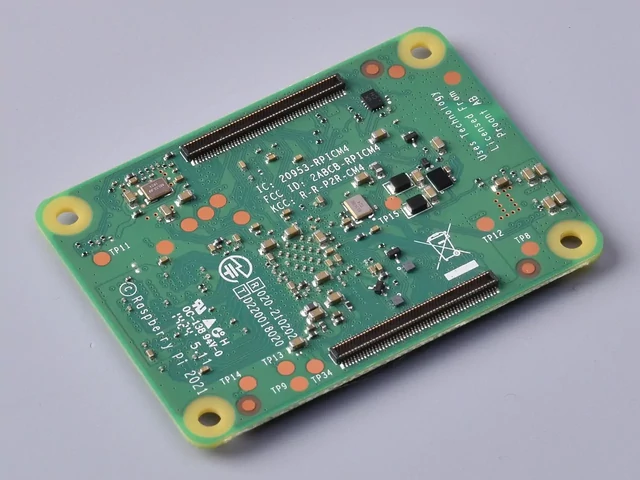 CM4 panel alulnézetben