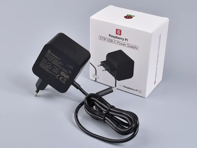 Raspberry Pi 27W USB-C PD tápegység, fekete Raspberry Pi 27W USB-C PD tápegység, fekete