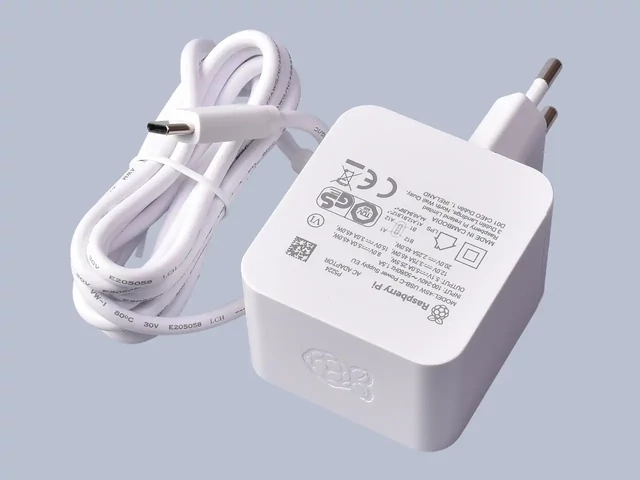 Raspberry Pi 45W USB-C PD tápegység, fehér