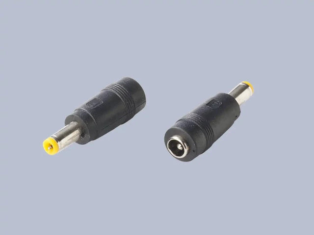 Csatlakozó adapter 2.1x5.5-ről 1.7x5.5-re (S)