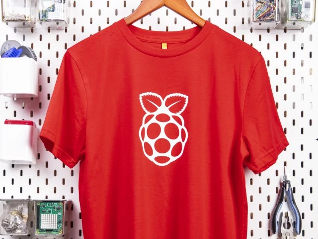 Raspberry Pi piros póló