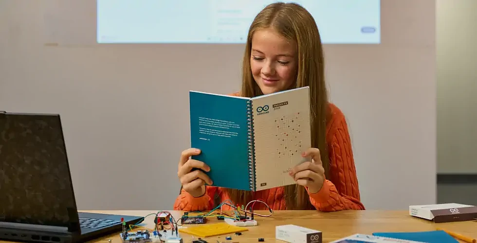 Új Arduino Starter KIT R4